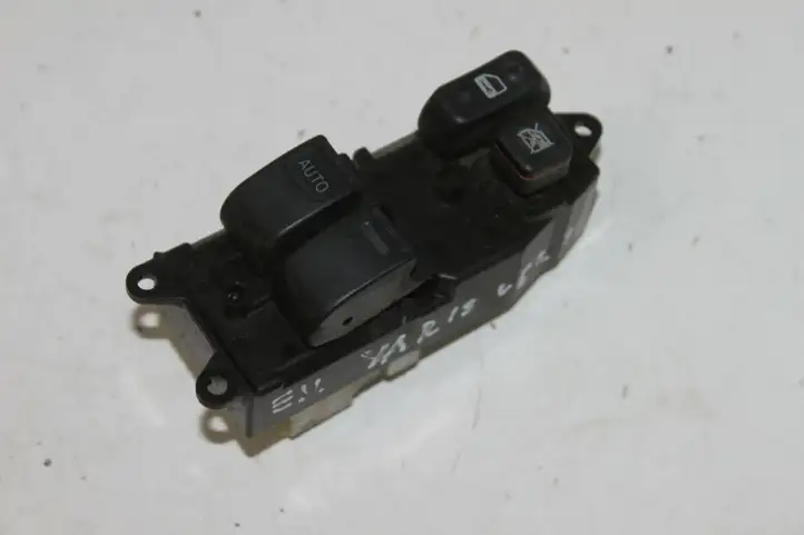 Toyota Yaris Verso (1999 - 2005) 8482052170 Блок кнопок стеклоподъемников — фото 2
