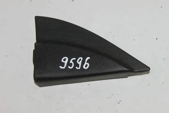 Toyota Yaris Verso (1999 - 2005) 6749152030 Прочая отделка передней двери — фото 4