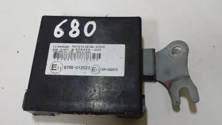 Toyota Corolla Verso E121 (2004 - 2007) 897800F010 Блок иммобилайзера — фото 3