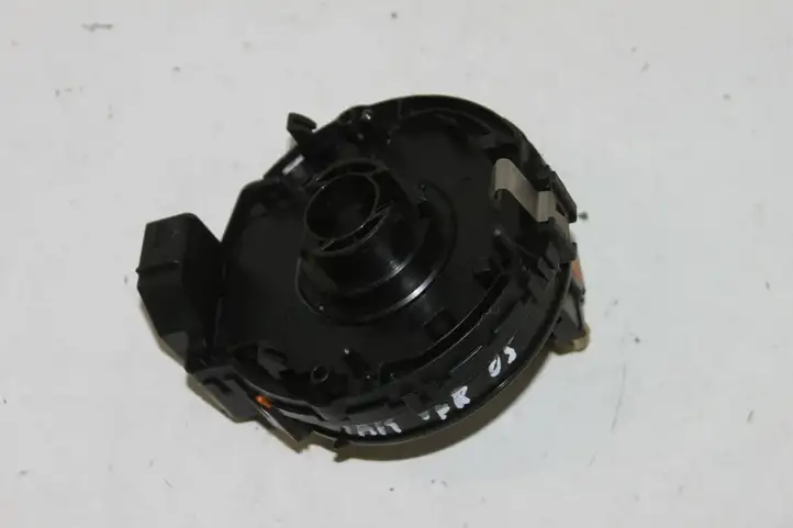 Toyota Yaris Verso (1999 - 2005) Контактное кольцо SRS — фото 3