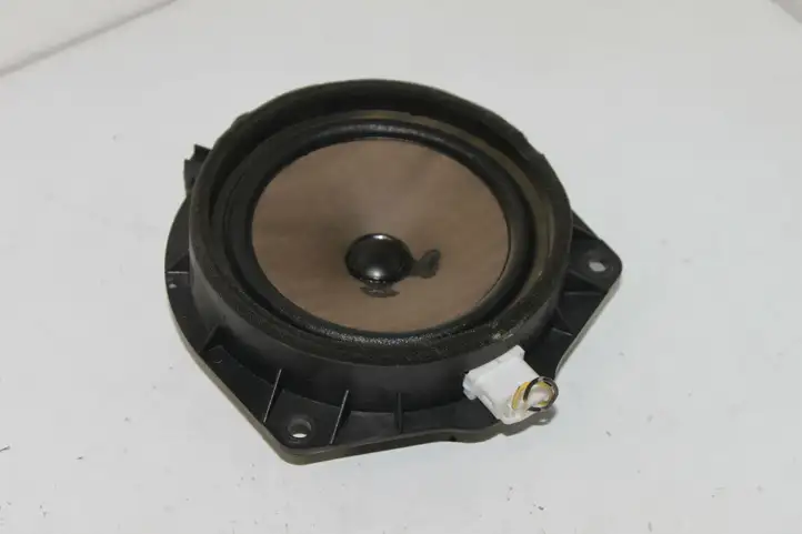 Toyota Yaris Verso (1999 - 2005) 8616052030 Динамики задних дверей — фото 2