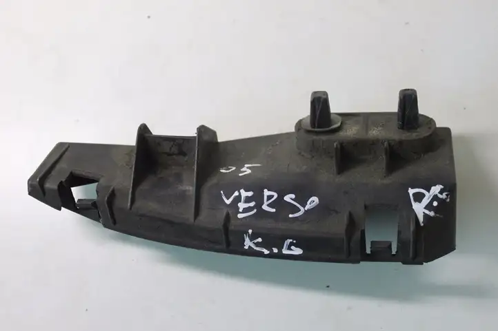 Toyota Corolla Verso E121 (2004 - 2007) 525630F010 Кронштейн заднего бампера — фото 1
