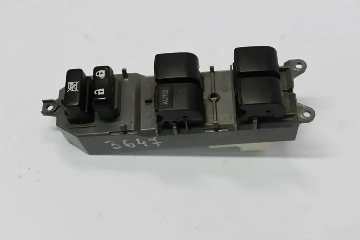 Toyota Corolla E140 E150 (2007 - 2013) 192835 Кнопка стеклоподъемников — фото 3