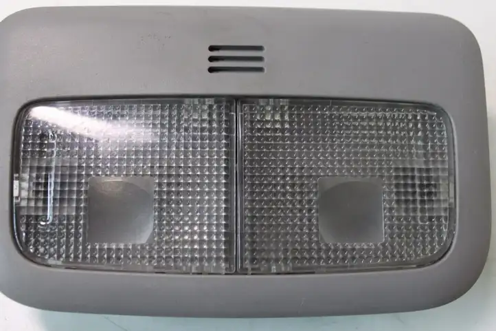 Toyota Yaris (2009 - 2012) 812600D030 Передняя подсветка — фото 4