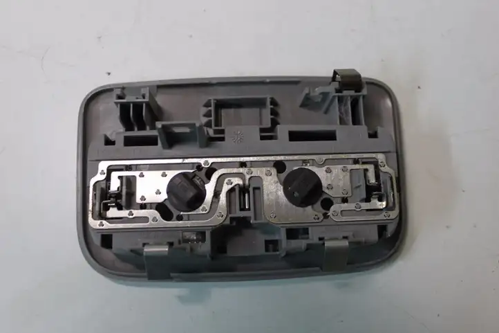 Toyota Yaris (2009 - 2012) 812600D030 Передняя подсветка — фото 5