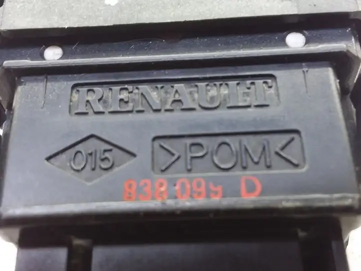 Renault Megane I (1995 - 2002) 838099D Блок кнопок стеклоподъемников — фото 3