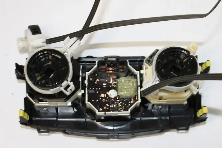 Toyota Corolla E140 E150 (2007 - 2013) 5540602250 Отделка блока климат-контроля — фото 6