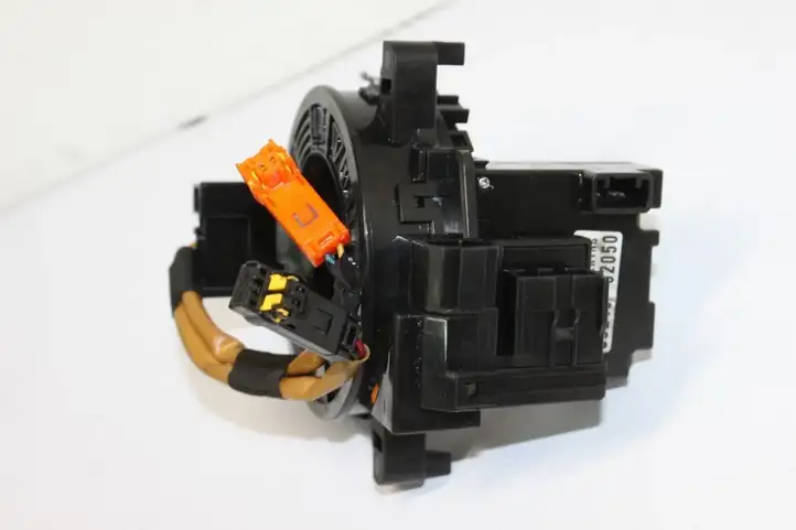 Toyota Corolla E140 E150 (2007 - 2013) 8924502050 Контактное кольцо SRS — фото 2