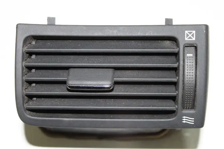 Toyota Avensis T250 (2006 - 2009) 8518 Боковой воздушный дефлектор — фото 7