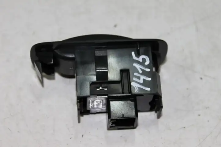 Toyota Corolla Verso E121 (2004 - 2007) 848010F030B0 Кнопка стеклоподъемников — фото 5