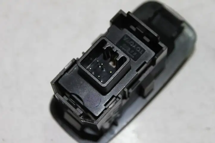 Toyota Corolla Verso E121 (2004 - 2007) 848010F030B0 Кнопка стеклоподъемников — фото 7