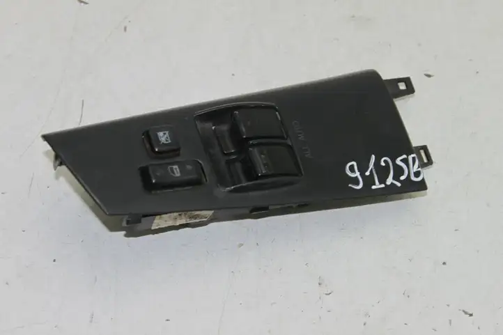 Toyota Corolla E120 E130 (2000 - 2004) 8482005040 Кнопка стеклоподъемников — фото 7