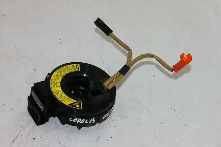 Toyota Corolla E120 E130 (2000 - 2004) Контактное кольцо SRS — фото 1