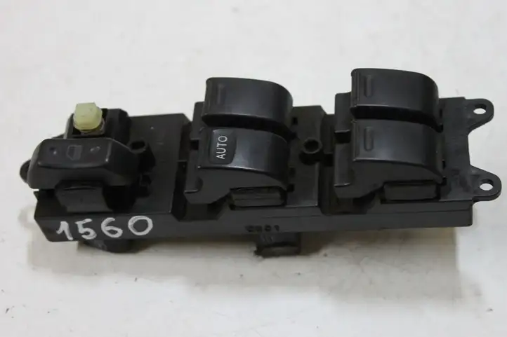 Toyota Avensis T220 (2000 - 2003) Блок кнопок стеклоподъемников — фото 4