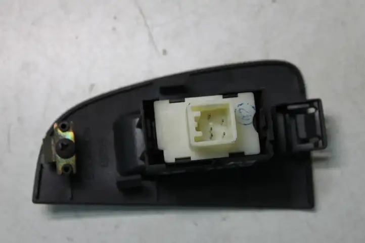 Toyota Avensis T250 (2006 - 2009) 7423105140 Блок кнопок стеклоподъемников — фото 5