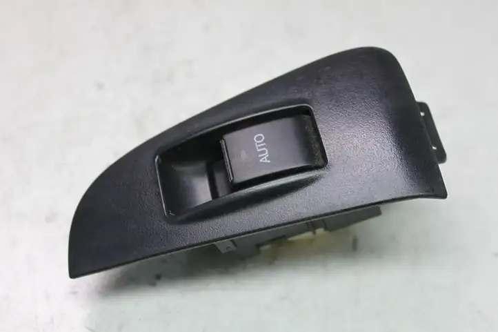 Toyota Avensis T250 (2006 - 2009) 7427205020 Блок кнопок стеклоподъемников — фото 3