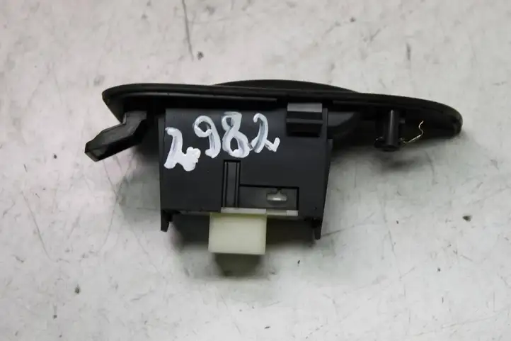 Toyota Avensis T250 (2006 - 2009) 7427205020 Блок кнопок стеклоподъемников — фото 8