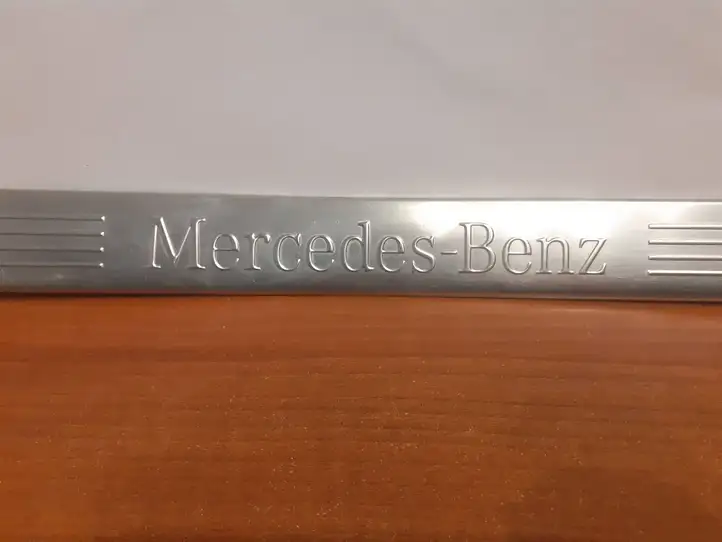 Mercedes-Benz E W212 (2009 - 2016) A2126860936 Наружная отделка переднего порога — фото 6