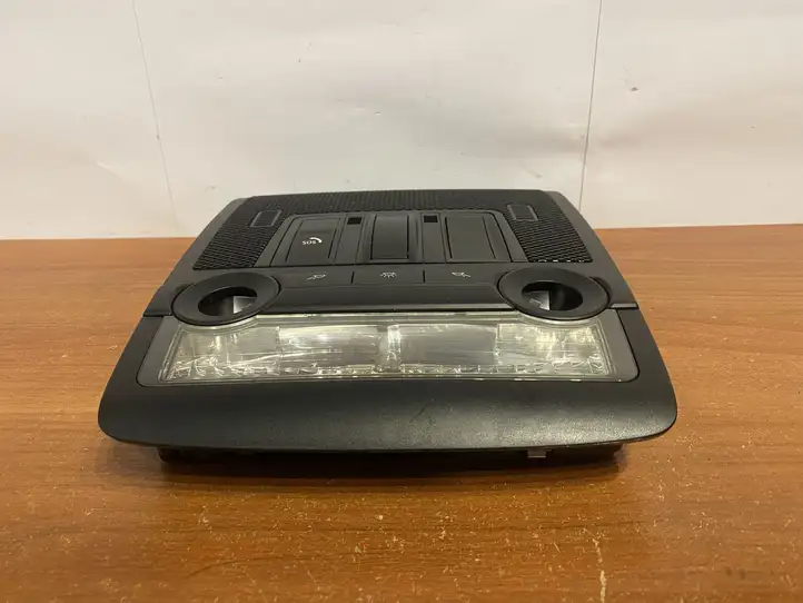 BMW X5 E70 (2006 - 2013) 61319225937 Передняя подсветка — фото 5
