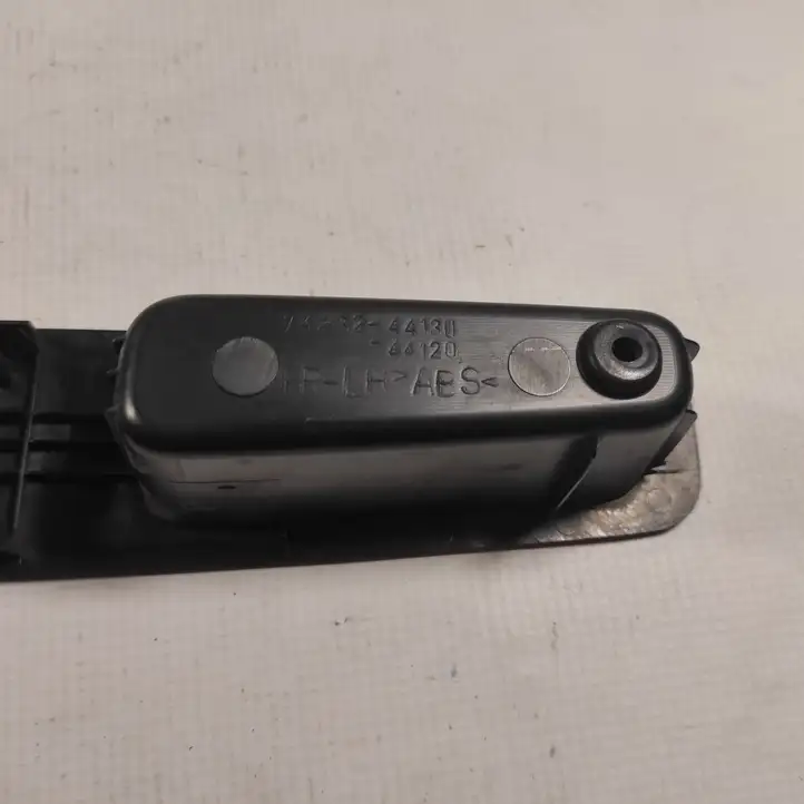 Toyota Avensis Verso (2001 - 2004) 8404044030 Блок кнопок стеклоподъемников — фото 3