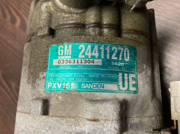 Opel Vectra C (2002 - 2005) 24411270 Компрессор (насос) кондиционера воздуха — фото 3