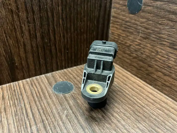 Mercedes-Benz Sprinter W906 (2006 - 2018) 0051531328 Датчик распредвала — фото 6