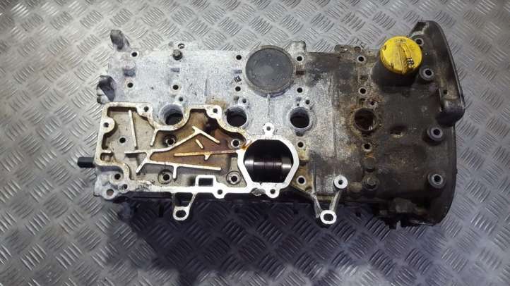 Renault Megane I (1995 - 2002)  7700600552F Крышка головки