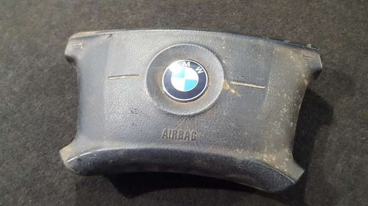 33109724404b BMW 3 E46 Vairo oro pagalvė