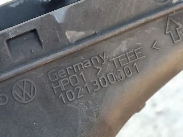 Audi A4 S4 B8 8K (2007 - 2011) 1021300801 Детали воздухозаборника — фото 2