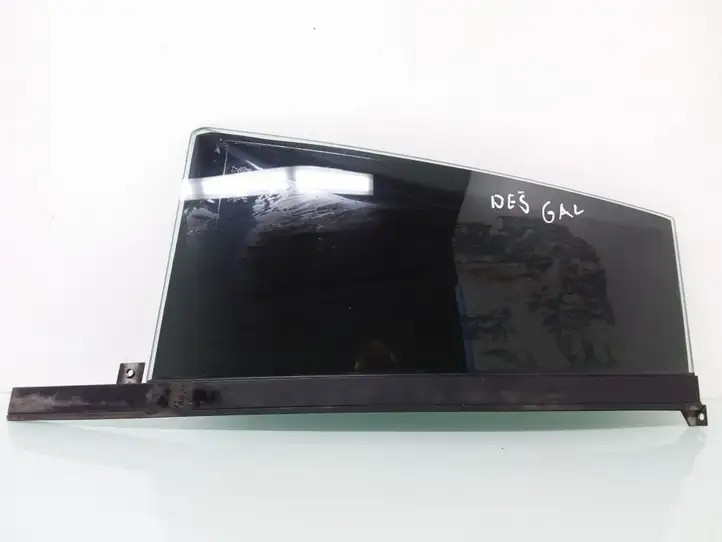 Skoda Octavia Mk1 (1U) (1996 - 2004)   Маленькое стекло 