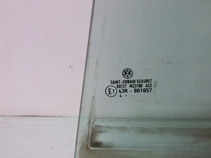 Volkswagen Golf V (2003 - 2009) Форточка двери — фото 2