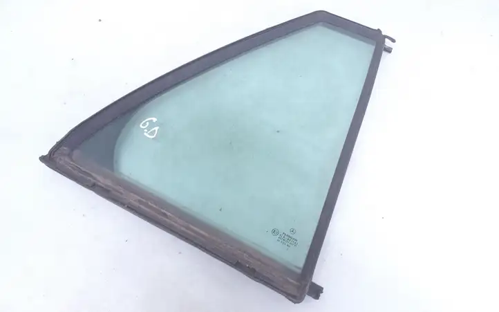 Mercedes-Benz C W203   43R001193 Маленькое стекло 