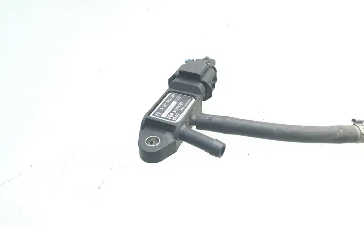 Opel Zafira B (2003 - 2006) 0281002784 Датчик давления выхлопных газов — фото 1