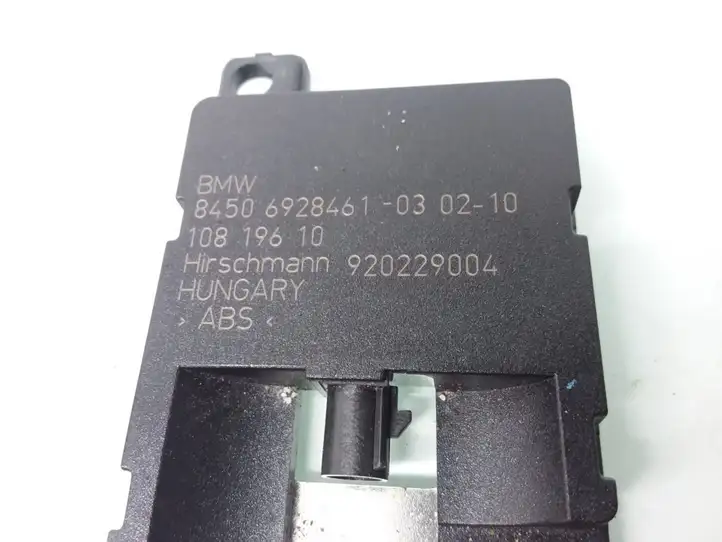 BMW 5 E60 E61 (2004 - 2010)  6928461 Антенна Bluetooth