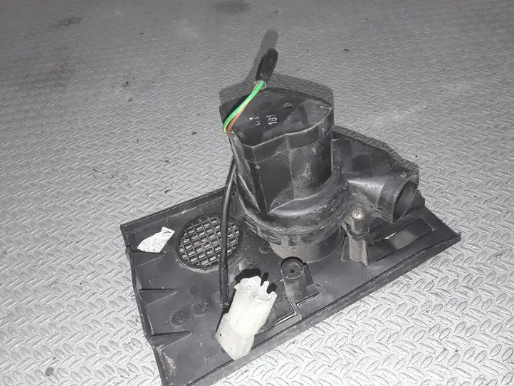 BMW X5 E53 (1999 - 2006)  0130002840 Вентилятор  охлаждения блока управления двигателем