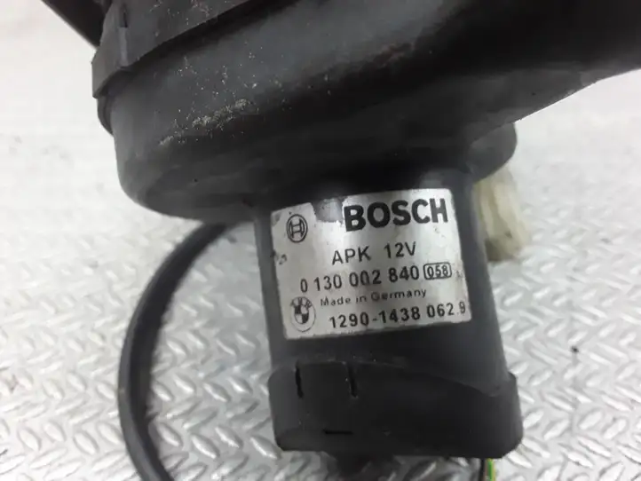 BMW X5 E53 (1999 - 2006)  0130002840 Вентилятор  охлаждения блока управления двигателем