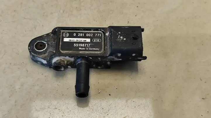 Opel Astra (2004 - 2009)  55198717 Датчик давления выхлопного газа