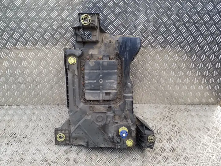 Citroen C4 Picasso (2013 - 2016)  P1001565 Жидкостный резервуар AdBlue