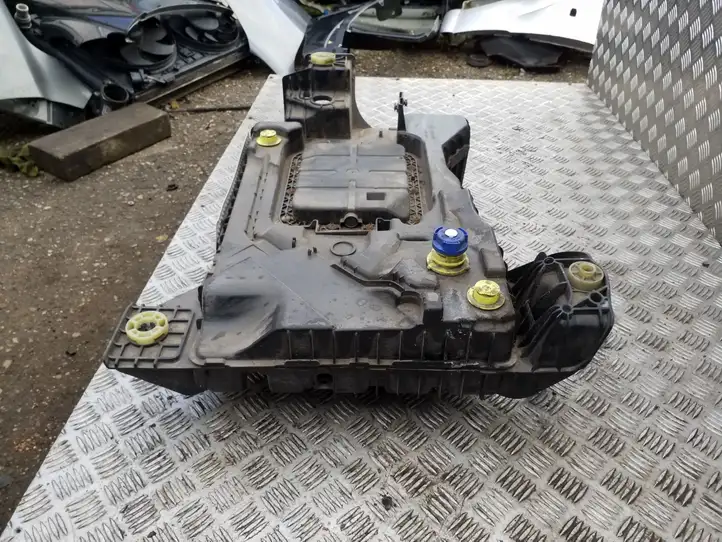 Citroen C4 Picasso (2013 - 2016)  P1001565 Жидкостный резервуар AdBlue