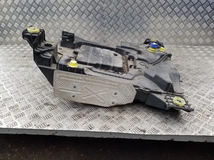 Citroen C4 Picasso (2013 - 2016)  P1001565 Жидкостный резервуар AdBlue