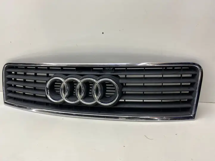 Audi A6 S6 C5 4B (2001 - 2004) 4B0853651F Верхняя решетка радиатора — фото 1
