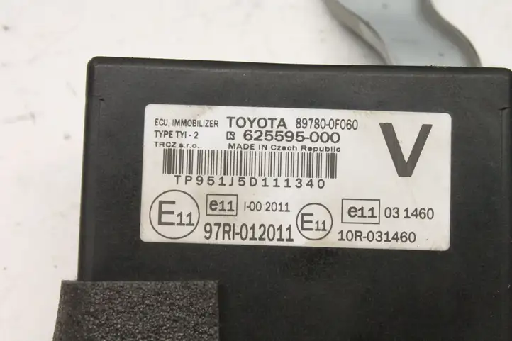 Toyota Verso (2012 - 2015) 896610F630 Комплект системы зажигания — фото 2