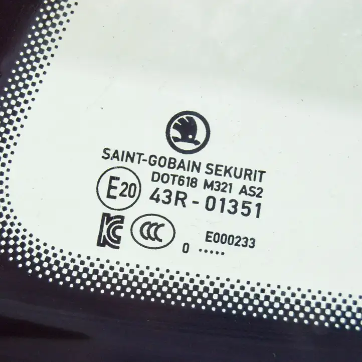 Skoda Kamiq (2019 - ) AS2 Форточка двери — фото 4