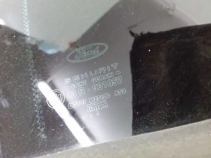Ford Mondeo Mk III (2000 - 2007) 1S71N262A36 Форточка двери — фото 4