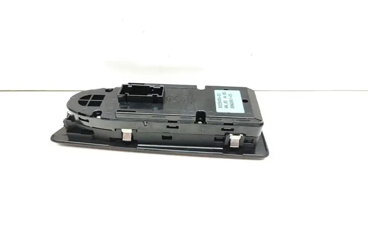 BMW 1 E81 E87 (2004 - 2011) 9155496 Кнопка стеклоподъемников — фото 3