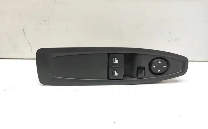 BMW 1 F20 F21 (2011 - 2019) 9226265 Блок кнопок стеклоподъемников — фото 1