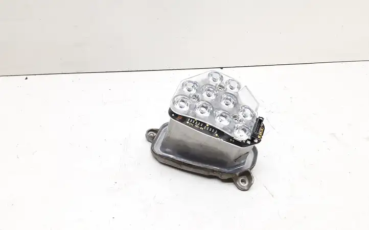 BMW 5 F10 F11 (2009 - 2016) 17173803 LED модуль контроля — фото 1
