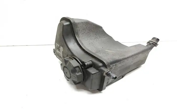 BMW X1 E84 (2009 - 2015) 7810592 Крышка расширительного бачка — фото 1