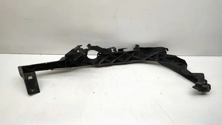 BMW 3 E90 E91 (2005 - 2012) 7116707 Кронштейн передней фары — фото 2
