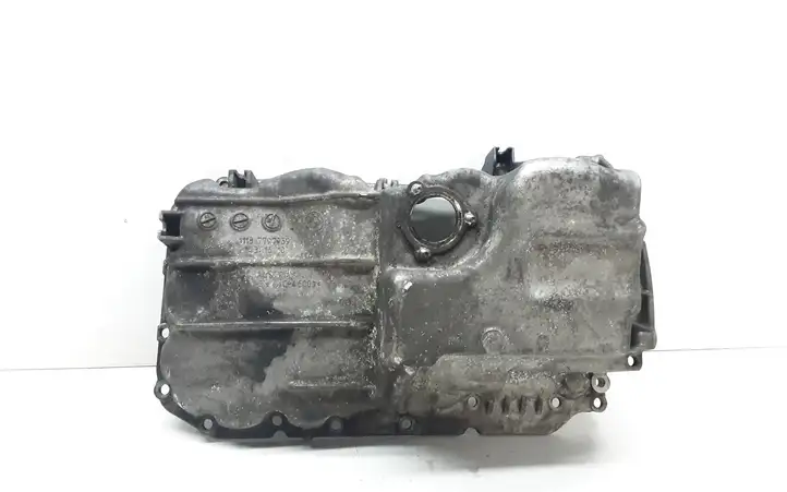 BMW 3 E90 E91 (2005 - 2012) 7797969 Картер двигателя — фото 2